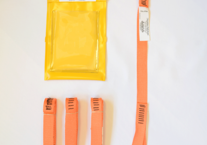 <!--:NO-->Strap for use on stretcher to ease and simplify handling of patients<!--:-->